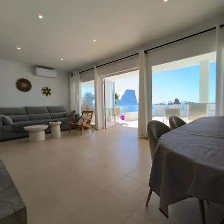 Frontline Of The Sea, 3 2 Baths, Parking *