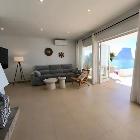 Вилла Frontline Of The Sea, 3 2 Baths, Parking *