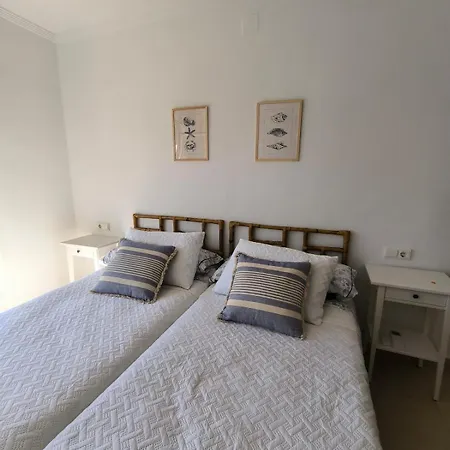 Frontline Of The Sea, 3 2 Baths, Parking *