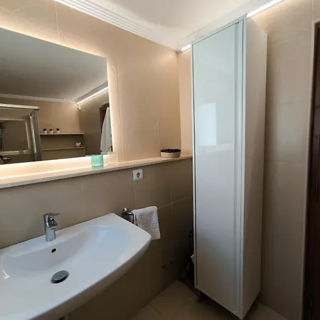Frontline Of The Sea, 3 2 Baths, Parking Кальпе